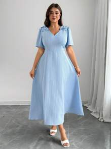 Elenzga Plus Size Textured Bow V-Neck Short Sleeve Dress - Blue - View 4