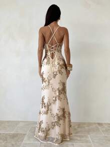 Aloruh 女式性感优雅露背串珠刺绣修身腰长裙 - 杏色 - 查看 3