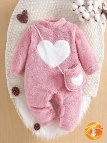SHEIN Playful Pals 1pc Baby Girls Long Sleeve Fleece Romper, Heart Embroidery Fluffy Pink Jumpsuit With Crossbody Bag, Soft & Warm, Reinforced Crotch, Daily Casual Outfit For Winter
