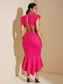 SHEIN BAE Robe moulante d'été à grande taille, col V profond sexy, dos croisé, ourlet asymétrique volupté, rose/rouge rose, tenue pour femmes