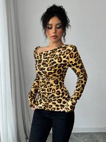 Rafferiza 优雅豹纹长袖肩扣腰褶皱罗纹针织女式 T 恤，多色 - 彩色 - 查看 3