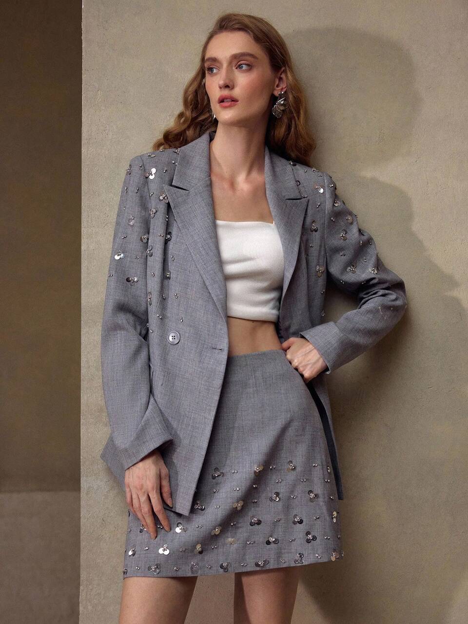 CONTRAST SEQUINS DOUBLE BREASTED TOP & SKIRT SET