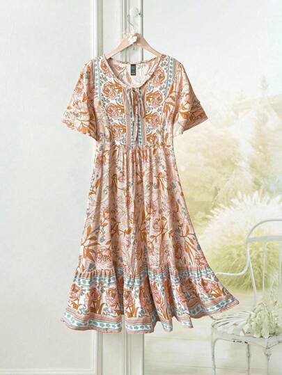 Rusticease فستان سموك طباعة الأزهار بربطة عنق حافة مكشكشة