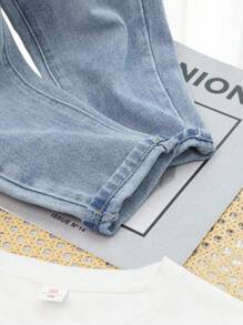 SHEIN Playful Pals Denimly 男童淺藍色牛仔褲，寬鬆版型鬆緊腰長褲，適合返校季、夏季、80年代風、職業日、學校與戶外玩耍 - 中等水洗藍 - 查看 5