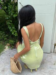 SHEIN EZwear Đầm lưới mini đính hạt không tay màu trơn thanh lịch dành cho nữ - màu xanh lá - Xem 3