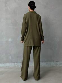 SHEIN Tall Bộ 3 món Áo sơ mi họa tiết & Áo không dây & Quần Thường ngày & Thời trang - xanh quân đội - Xem 2