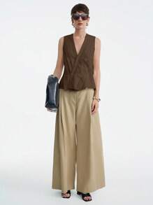 Aalyst Top chiffonné bicolore à rayures minimaliste col en V sans manches pour femmes, couleur avoine - Taupe - Voir 4
