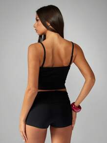 Missguided x Playboy Top corto tipo crop con estampado gráfico de conejo del año, parte superior de tirantes finos para festival de verano, camiseta sin mangas, camisola para usar en casa y salir de fiesta