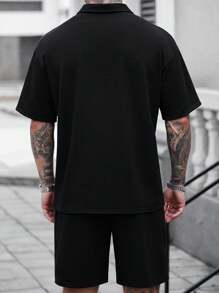 Manfinity LEGND 男士休闲半拉链铆钉短袖 POLO 衫套装 - 黑色 - 查看 2