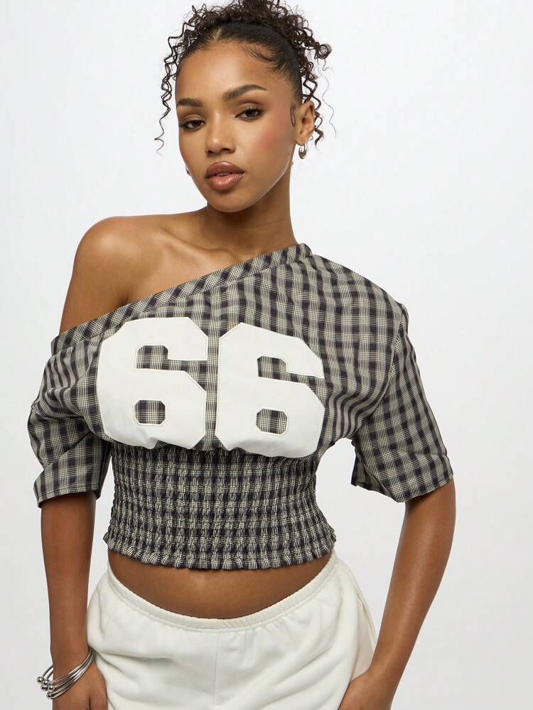 SUMWON Off Shoulder Shirred Waist Crop Top With Sports Number Applique 66 Casual Street Style Retro Design Oversized Chic Statement Fashion Fall Winter
