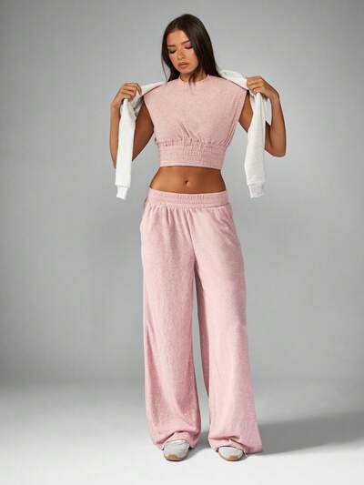 MISSGUIDED Ärmelloses Crop-Top mit weitem Hosen-Set