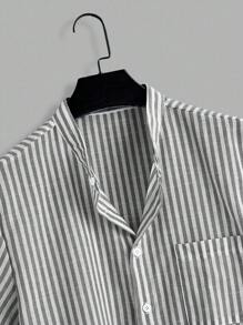 Manfinity Homme Áo sơ mi nam tay ngắn sọc thường ngày, mùa hè - màu đen - Xem 3