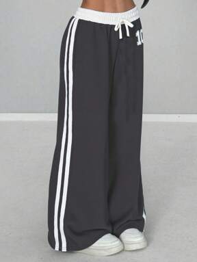 SHEIN Tween Girls' Numeric Print Contrast Color Loose Casual Everyday Pants, Fashionable Streetwear Tween Girls Wide Leg Track Pants Girls Wide Leg Sweatpants Wide Leg Pants Girls Girls Track Pants Girls Sweatpants