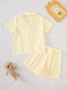 男童开学睡衣套装，阻燃，可爱黄色条纹印花考拉刺绣，简约休闲 Polo 领开衫和短裤两件套 - 黃色 - 查看 2