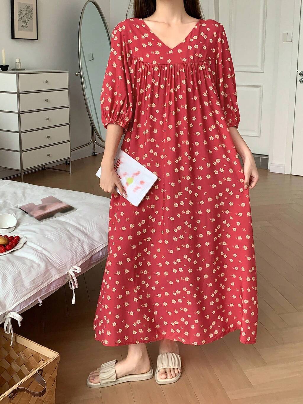 Women's Comfortable Loose Fit Ditsy Floral Night Dress, Casual Home Wear Pajama, Moo Moo Sleep Dress, Fall, Winter