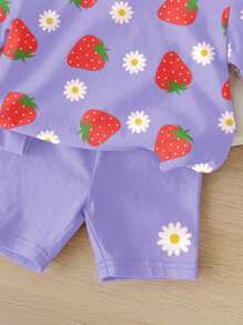 SHEIN 年轻女孩休闲简约短袖上衣和短裤两件套，适合夏季