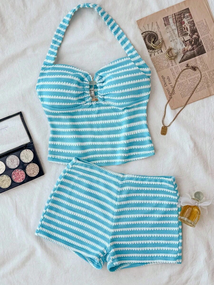 SHEIN Ensemble de 2 pièces de couleur bleue pour adolescentes - Top style brassière et shorts super courts, décontracté, doux, mignon, convient pour les vacances d'été, la maison, les adolescentes - Bleu azur - Voir 1