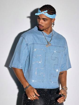 Prep Camisa vaquera casual de manga corta con cuello redondo y gráfico de números con rhinestone para hombre