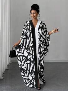 Maweii Plus Size Fashionable All-Over Print Batwing Sleeve Long Dress - Black and White - View 4