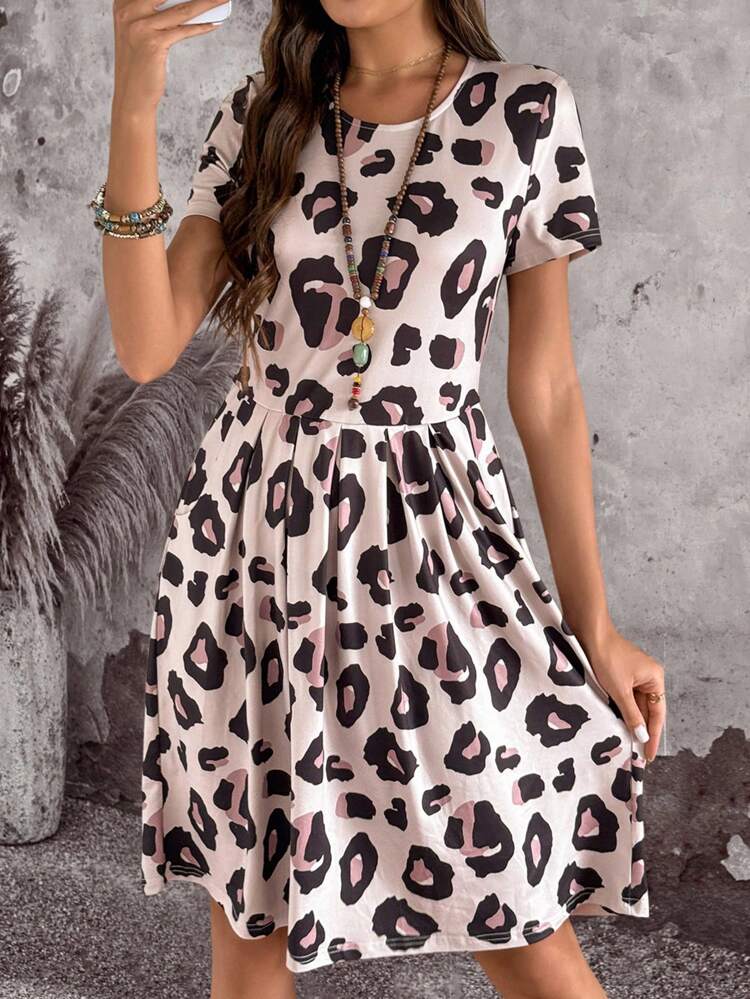 Women's Round-Neck Short-Sleeve Military Green Mid-Length Dress For The Summer