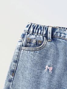 SHEIN Denimly 女童学院风户外风格松紧腰拉链开合可爱刺绣设计牛仔裤，时尚休闲通勤必备单品 - 中等水洗藍 - 查看 5