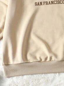 SHEIN 少女卡其色印花圆领运动衫上衣和短裤套装，休闲