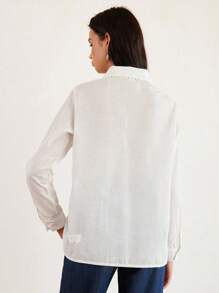 Aveloria Rosie Áo sơ mi trắng thêu kiểu mực thanh lịch có cổ áo sơ mi và khuy xà cừ, vải pha, tinh tế để mặc đi làm và mặc hàng ngày - trắng - Xem 4