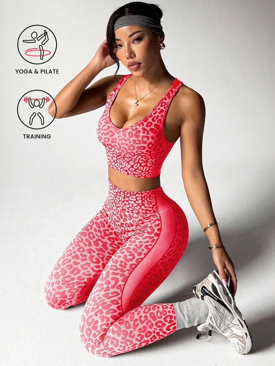 Slayform Slayform Conjunto deportivo rojo intenso para entrenamiento con diseño texturizado y estilo ajustado envolvente, conjunto de entrenamiento de estampado de leopardo de dos piezas, conjunto deportivo para mujer, conjuntos deportivos a juego para mujer, conjunto de entrenamiento de 2 piezas para mujer