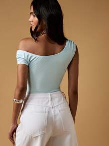 MISSGUIDED Off-Shoulder Bodysuit mit Blume Muster, elegant, asymmetrischer Ausschnitt, geripptes Strickgewebe, Bodysuit für Frühlingsfest, Strandurlaub, Party Tragen, dehnbar, figurbetont - Verschiedenfarbig - Übersicht 2