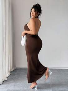 SHEIN PETITE CURVE Đầm suông cổ yếm đuôi cá màu trơn cỡ lớn cho nữ thanh lịch - Cà phê nâu - Xem 4