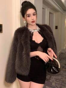 DAZY Women's Fashionable Short Fluffy Coat, Autumn/Winter Jacket Fluffy Coat