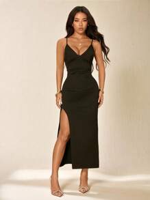 SHEIN PETITE Vestido de mujer de verano con unicolor, volantes en la cintura, tirantes de espagueti y dobladillo con abertura