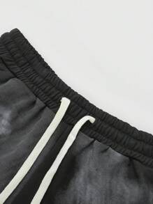 ROMWE MEN Street Life 男士街头风格美式印花装饰工装口袋短裤 - 黑色 - 查看 6