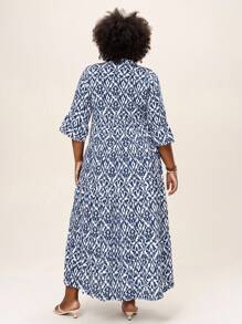 Comfylo Plus Size Women Holiday Casual Allover Print Notched Neck Flared Sleeve Long Dress For Summer - Blue and White - View 2