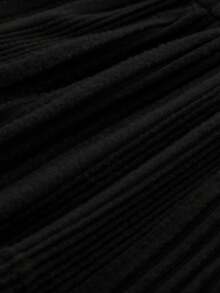 SHEIN Neugeborenes Baby Mädchen Lässig minimalistisches niedliches gestricktes dehnbares einfarbiges Langarmkleid