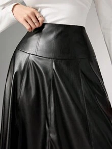 Heiryn Minimalist & Fashionable Berry-Colored PU Leather Skirt For Women - Black - View 6