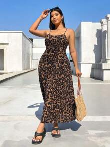 Solflare 大码豹纹细肩带露背连衣裙，配有可调节腰带和隐形拉链，适合春夏季 - 棕色 - 查看 4