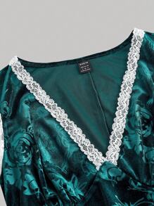 SHEIN MOD 复古宫廷风V领天鹅绒印花连衣裙，军绿色 - 綠色 - 查看 3