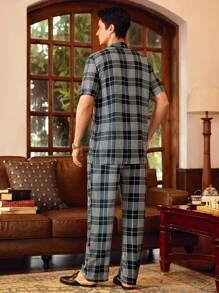 Manfinity Men Plaid Short Sleeve Pajama Set - Green - View 2