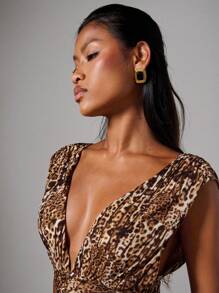 COSMINA 四季女式性感优雅豹纹深 V 领露背系带荷叶边上衣，外出上衣 - 棕色 - 查看 7