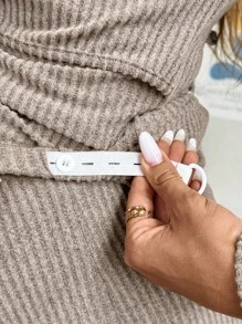 SHEIN 两件套：纯色裹身长袖 T 恤和可调节腰部孕妇/哺乳裤，休闲 - 卡其色 - 查看 7