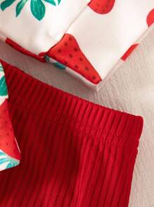 SHEIN 2 件套女婴春秋新款罗纹领草莓印花运动衫和修身打底裤，简约可爱运动休闲装