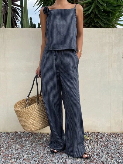 Livesso 女士夏季花卉装饰条纹吊带背心和阔腿牛仔裤套装