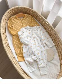 SHEIN 2pcs Newborn Baby Girl Cute Casual Knit Floral Polka Dot Long Sleeve Romper Set