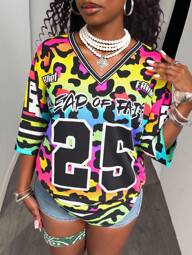 Slaydiva Musim Panas 2025 Baru Street Casual Loose Color Print Leopard & 25 Huruf V-Neck Lengan Pendek T-Shirt Wanita,Sesuai Untuk Percutian, Perjalanan, Perjalanan Harian, Perjumpaan Parti, Dating, Brunch, Perjalanan Lapangan Terbang, Kembali Ke Sekolah, Graduasi, Jalan,Mesh Design Leopard Print Tops Y2k Tops Untuk Wanita Baju T Grafik Wanita Y2k