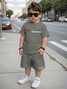SHEIN 2pcs/Set Young Boys Casual Plain Short Sleeve T-Shirt And Shorts, Summer Outfit