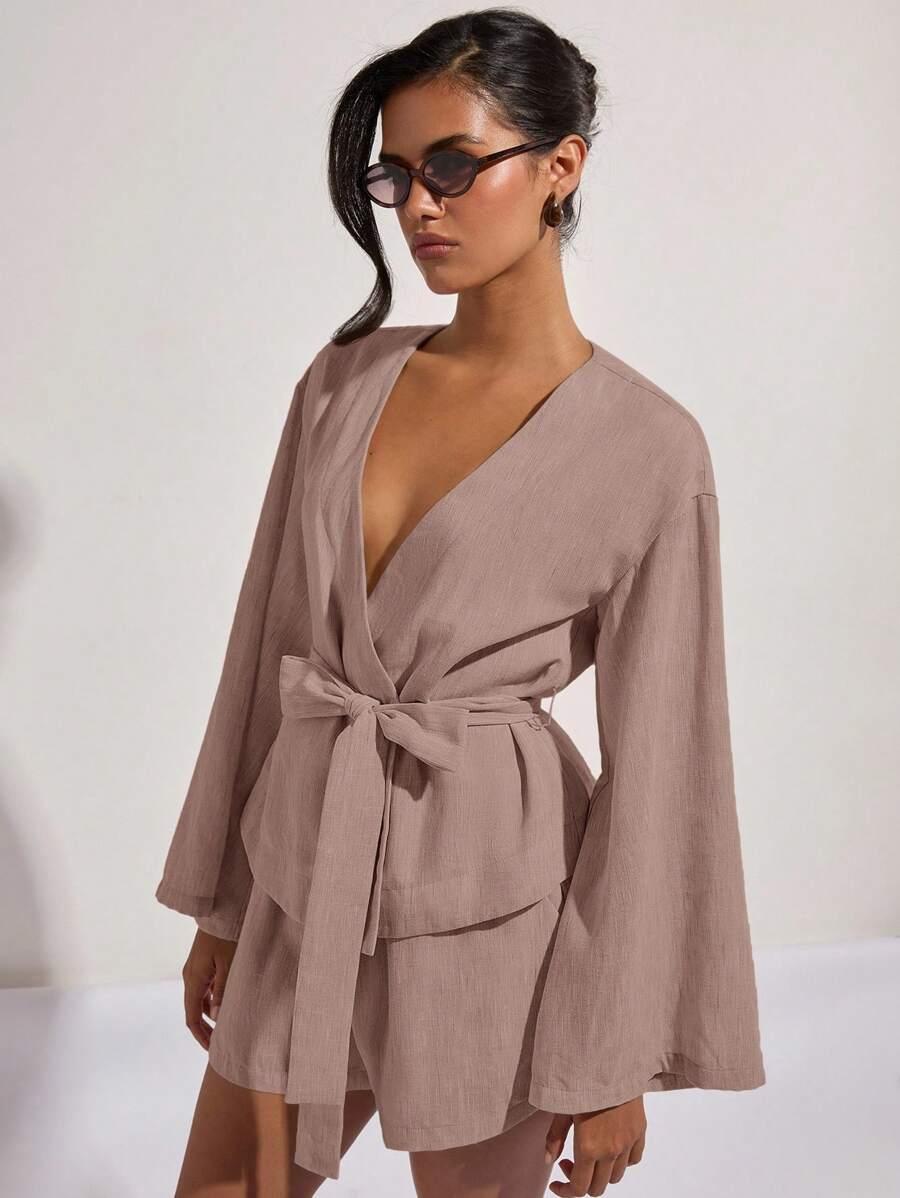 COSMINA Bộ 2 món áo sơ mi tay loe màu trơn đơn giản dành cho nữ công sở và quần short - Hồng - Xem 1