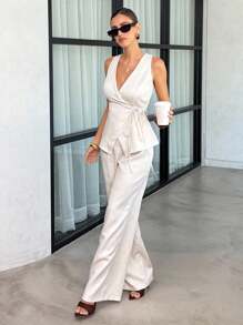 Lavishia Conjunto de verano nuevo, elegante y sencillo para la oficina y el trayecto diario, compuesto por un chaleco abotonado de cuello en V con cintura y pantalones de pierna ancha de talle alto, ambos en lino color albaricoque y bambú. Conjunto de lino para trayectos diarios y vacaciones - Caqui - Ver 3