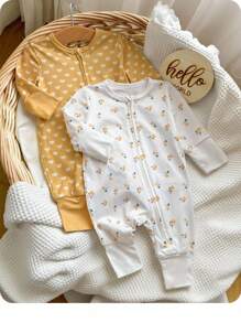 SHEIN 2pcs Newborn Baby Girl Cute Casual Knit Floral Polka Dot Long Sleeve Romper Set
