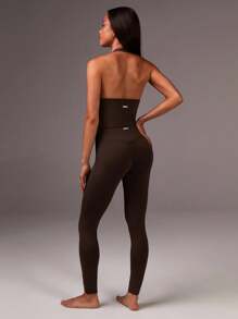 Athîral 女式纯色露背吊带上衣和运动裤套装 - 咖啡棕 - 查看 2